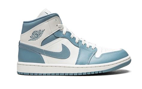 nike air jordan 1 donker blauw|blauwe jordan 1 dames.